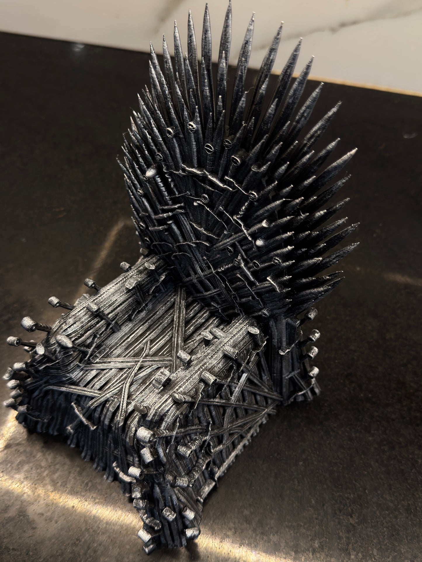 The Iron Throne - Desktop Replica GoT