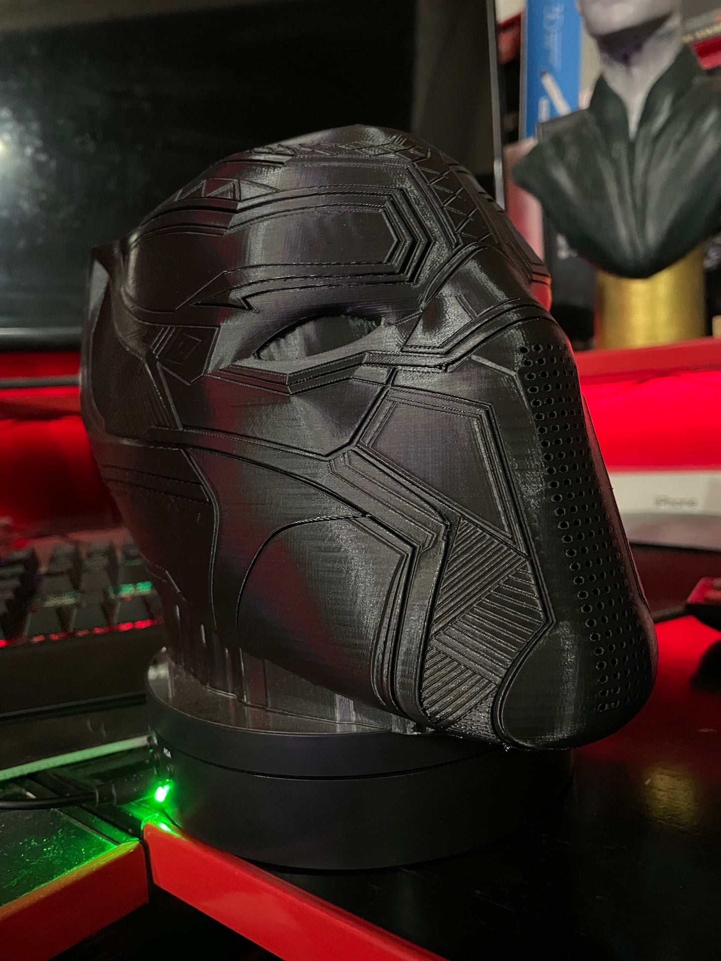 Black Panther Headphone Stand