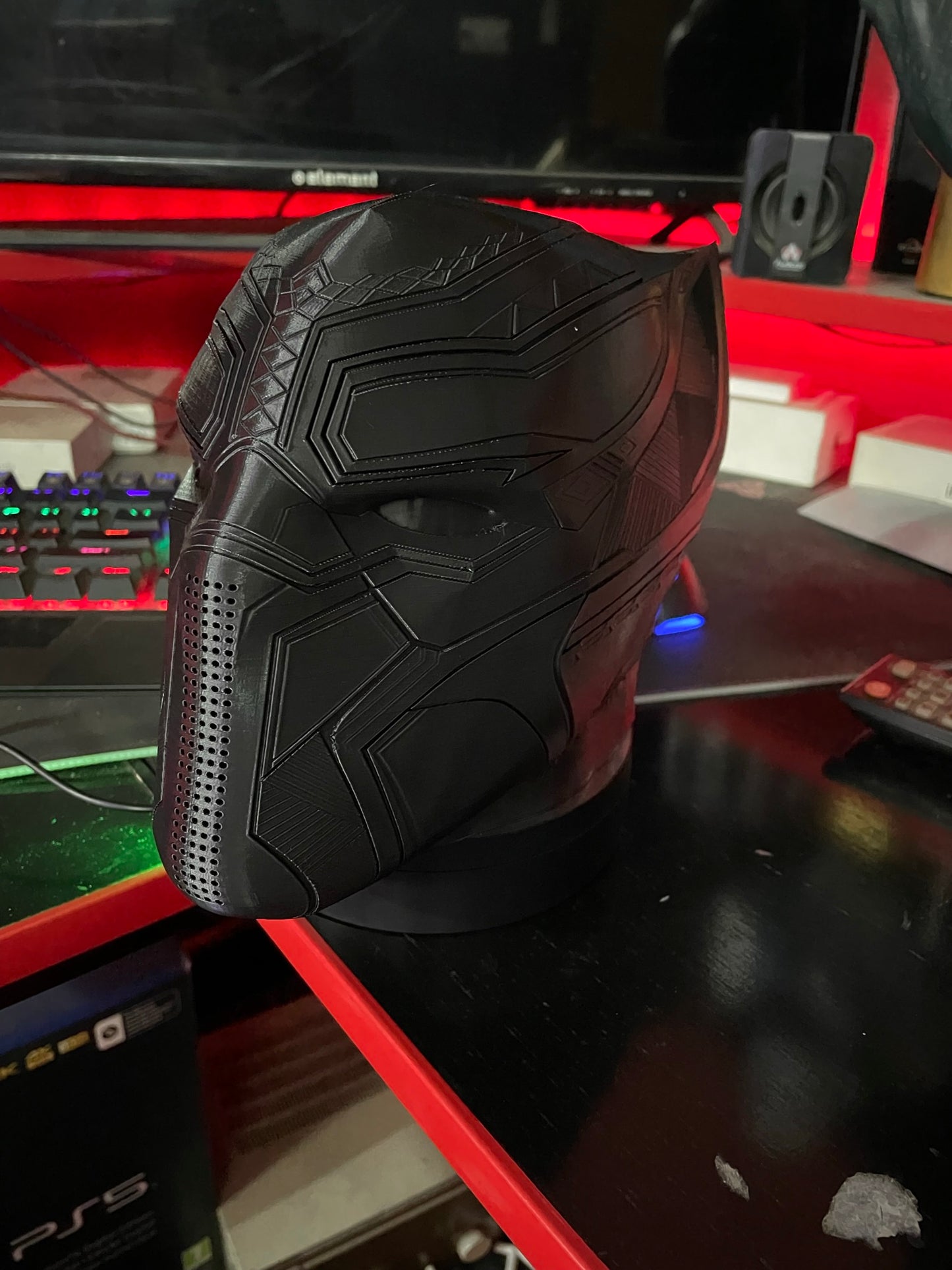 Black Panther Headphone Stand
